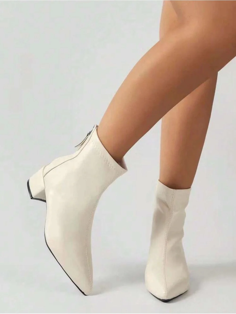 NWOT Cream Pointed Ankle Boots with Block Heel Size 35 = US 4.5